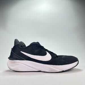 Nike Star Runner 4 Black Lightweight Running Shoes DX7615-001 Youth Size 6.5Y